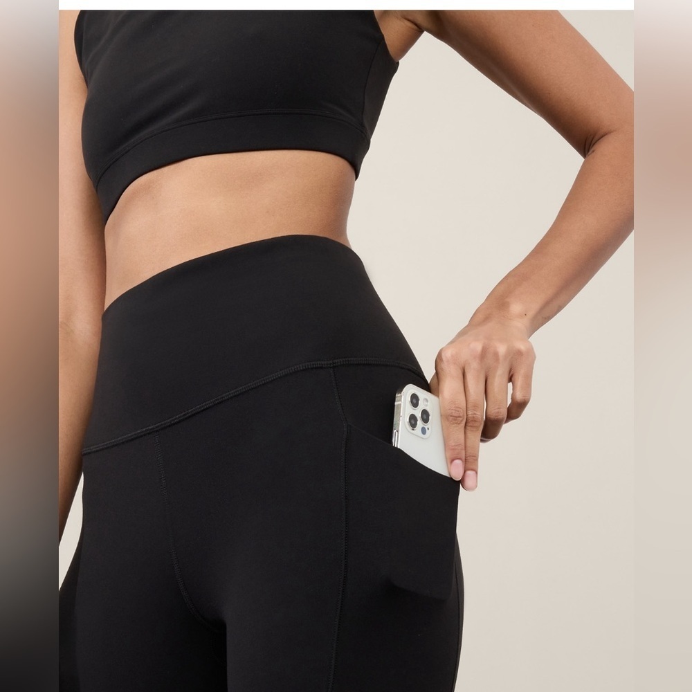 NWT Athleta Salutation Stash Black Tight Size Medium - Picture 6 of 10